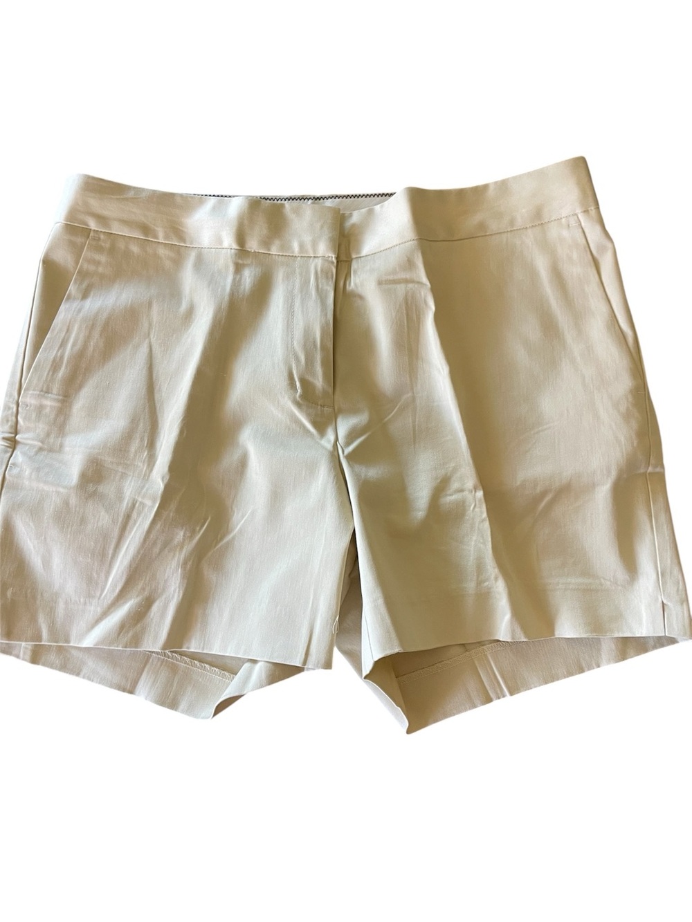NWT Brooks Brothers Cream Tailored Women's Shorts New size 8